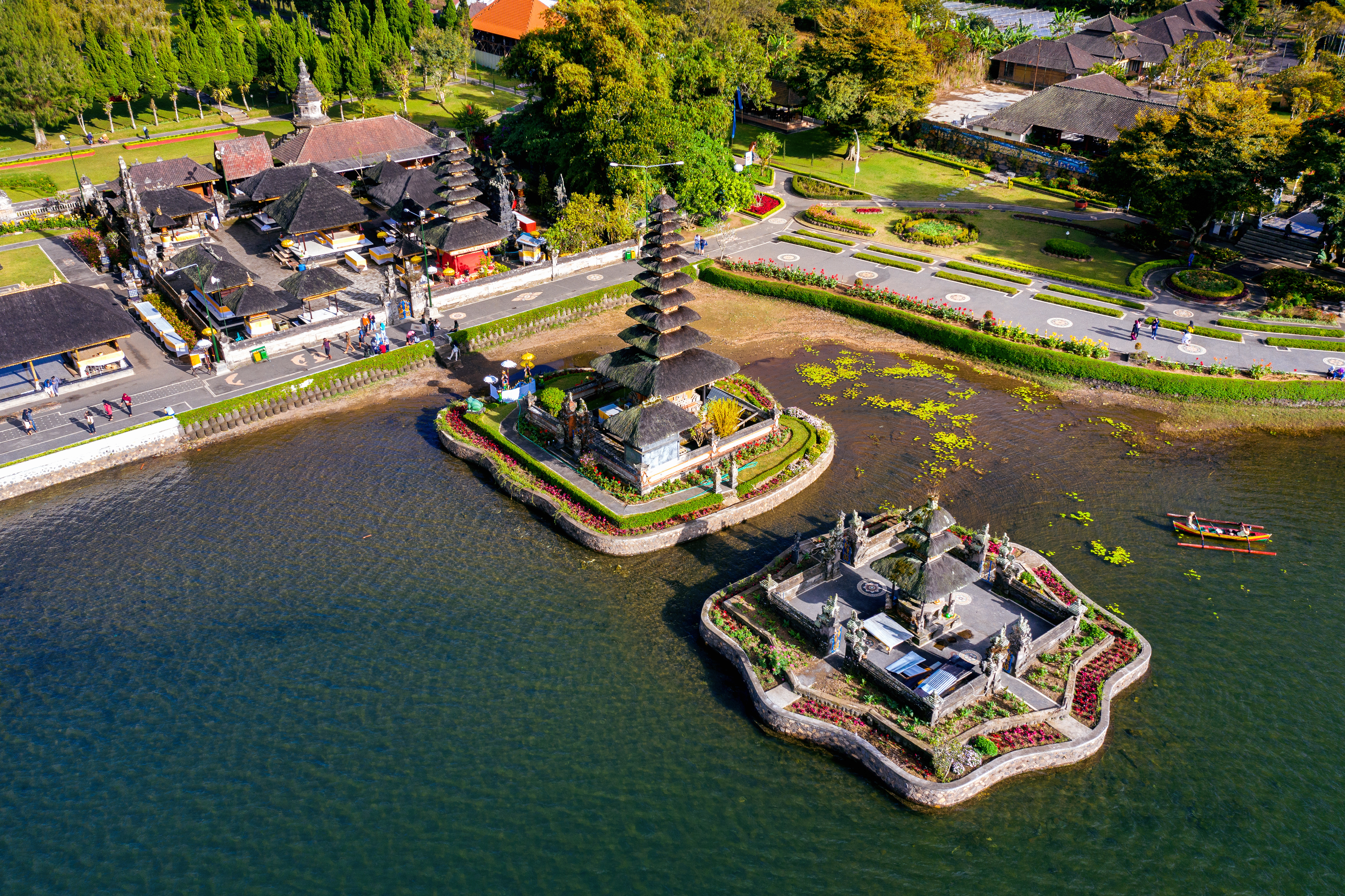 1751274816_947232-pura-ulun-danu-bratan-temple-bali-indonesia.jpg